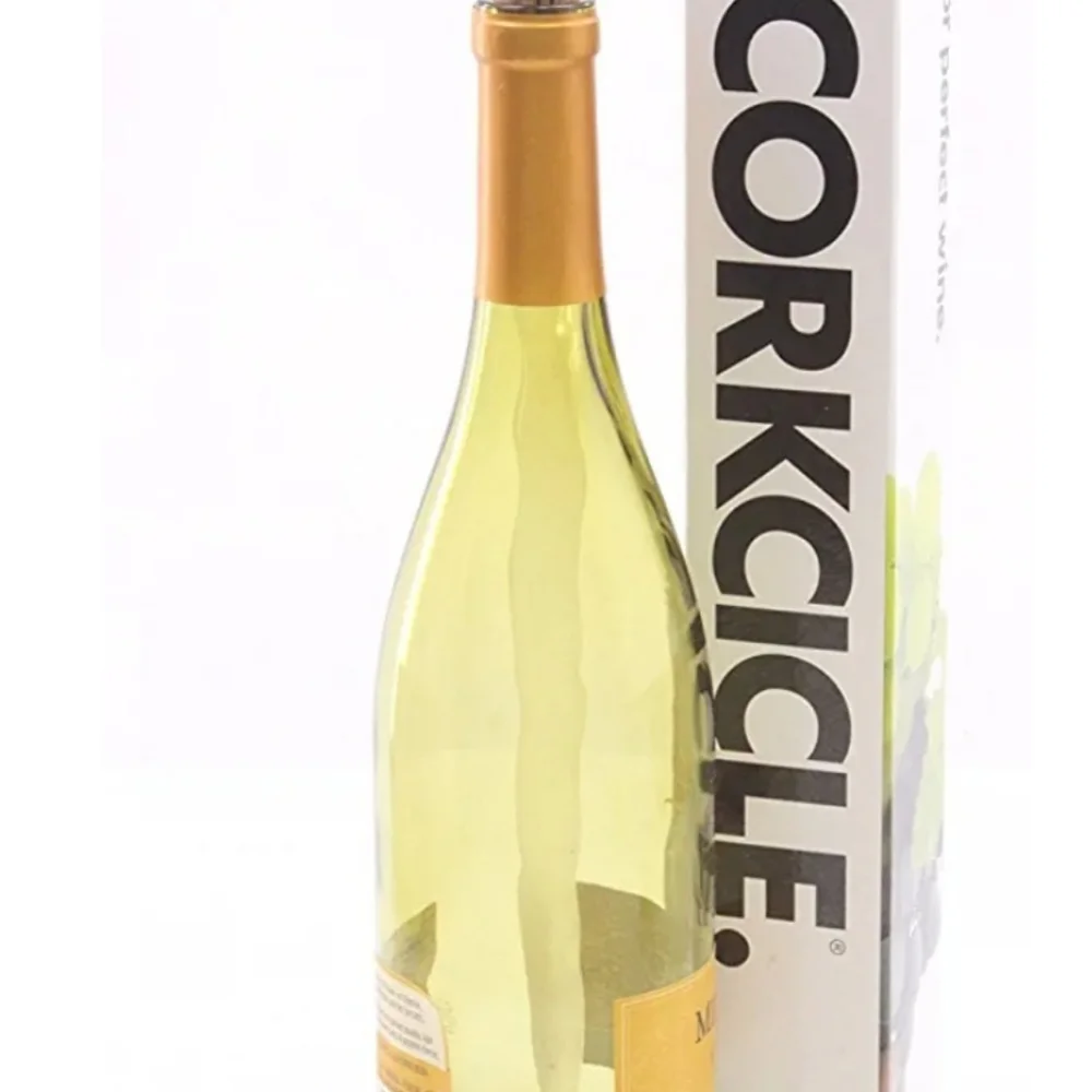NWOT Corkcicle Classic Wine Chiller, Cork